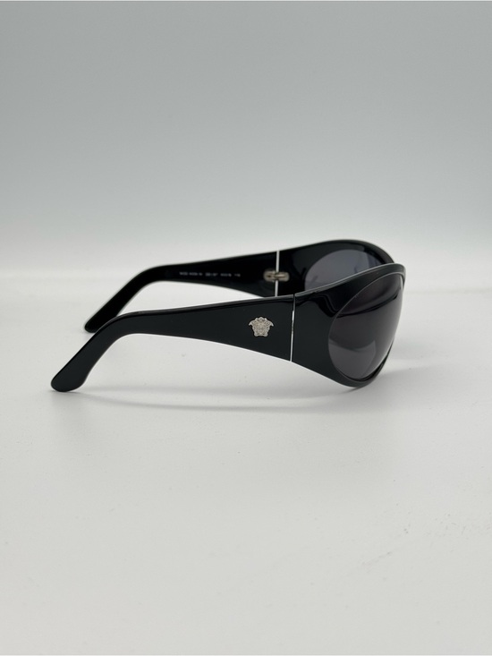 Discontinued Versace Oversized Black Shield Sunglasses Medusa Logo Full Set NOS‎ main image 7